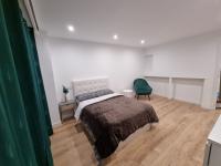 614642147:  en Madrid