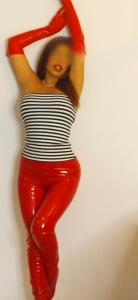 614567923: Chica busca chico en Sevilla