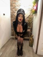 643420457: Travesti en Sevilla
