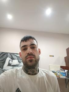 621317540: Chico busca chica en Valencia