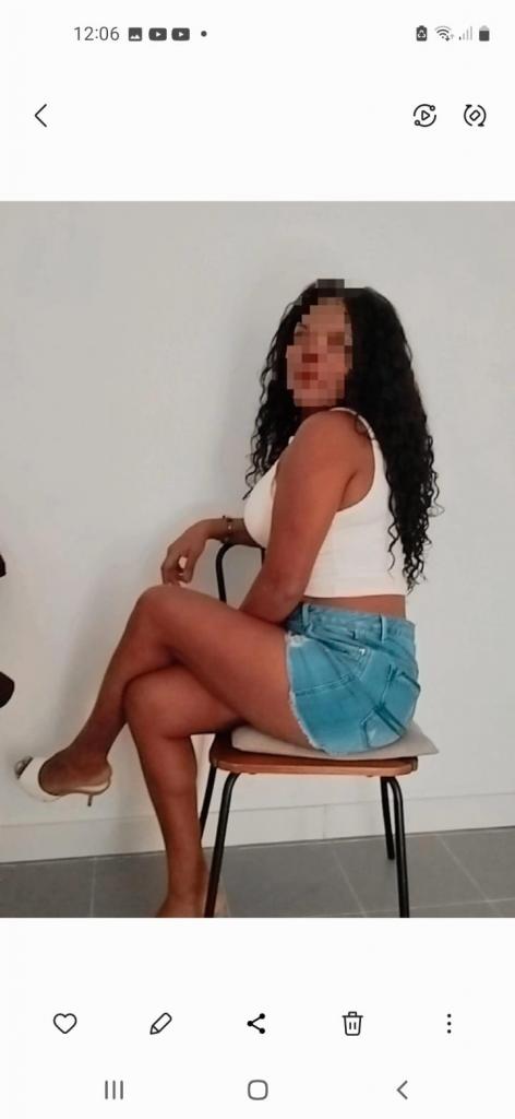 632235083: Chica busca chico en Asturias