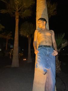 687161523: Chico busca chica en Las Palmas