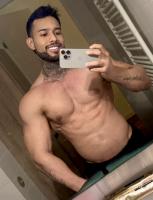 631253830: Chico busca chica en Barcelona