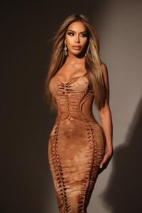 645451336: Chica busca chico en Pontevedra