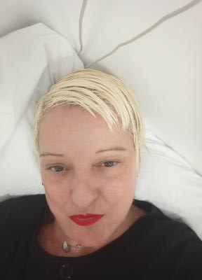 634748491: Chica busca chico en Valencia