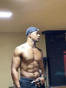 653566373: Chico busca chica en Barcelona