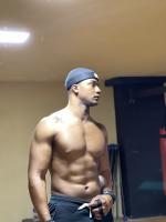 653566373: Chico busca chica en Barcelona