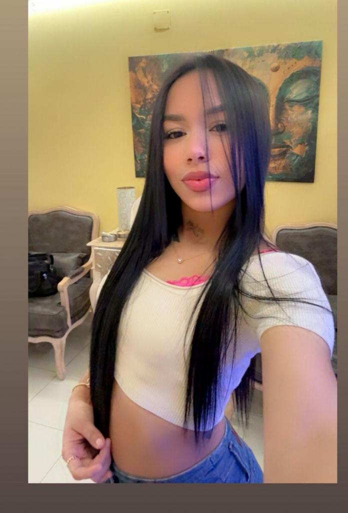 664243939: Chica busca chico en Granada