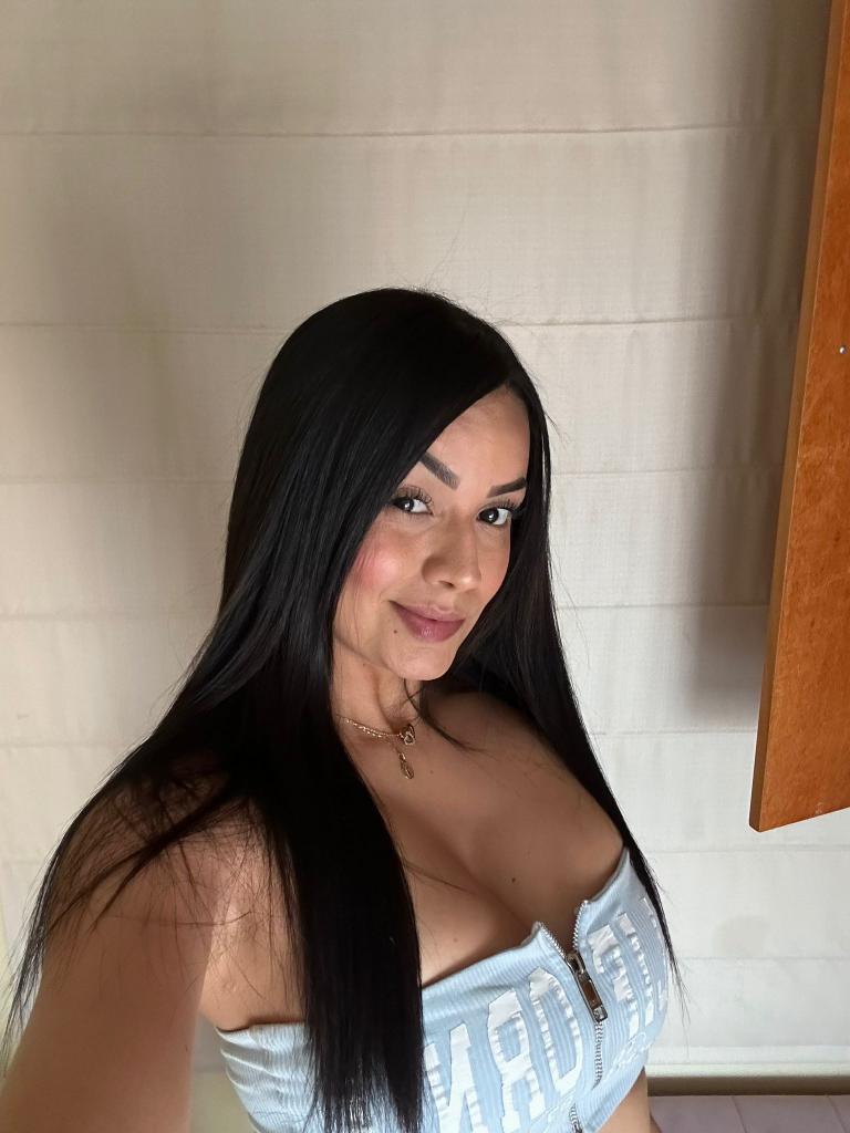 613604285: Chica busca chico en Mallorca