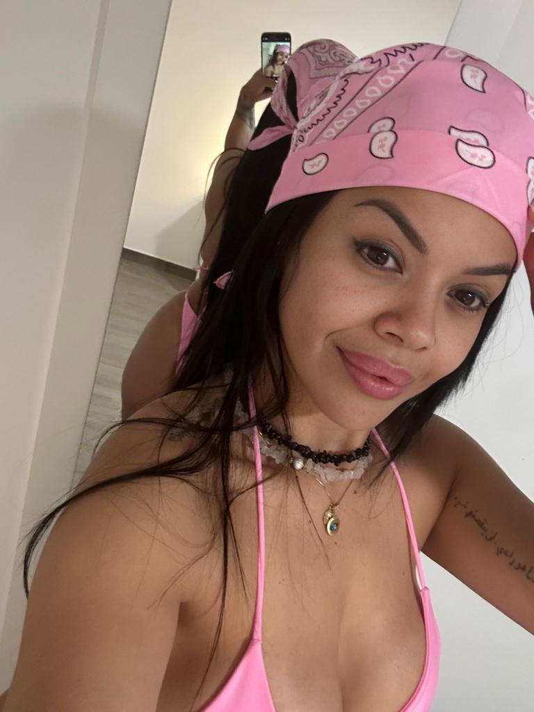 602475167: Chica busca chico en Madrid