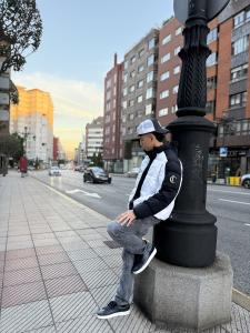 614520794: Chico busca chica en Valladolid