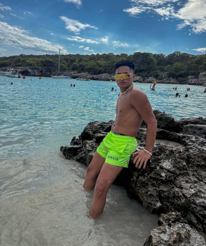 Chico busca chica en Murcia: 