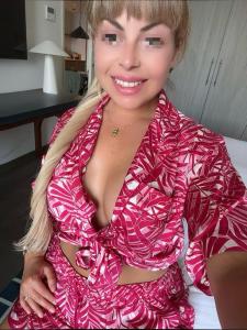 644132151: Chica busca chico en Cádiz