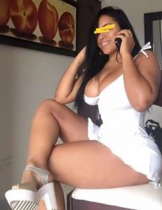 621347076: Chica busca chico en Valencia