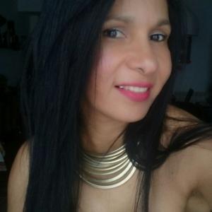 686337971: Chica busca chico en Huesca