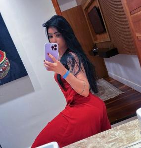 Chica busca chico en Barcelona: 