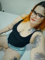 677308085: Chica busca chico en Lugo