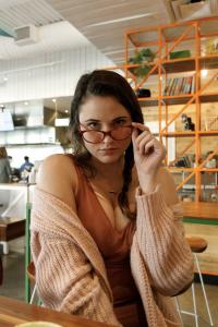 672857893: Chica busca chico en Málaga