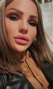 632284374: Chica busca chico en Málaga