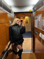 613605303: Transexual en Barcelona