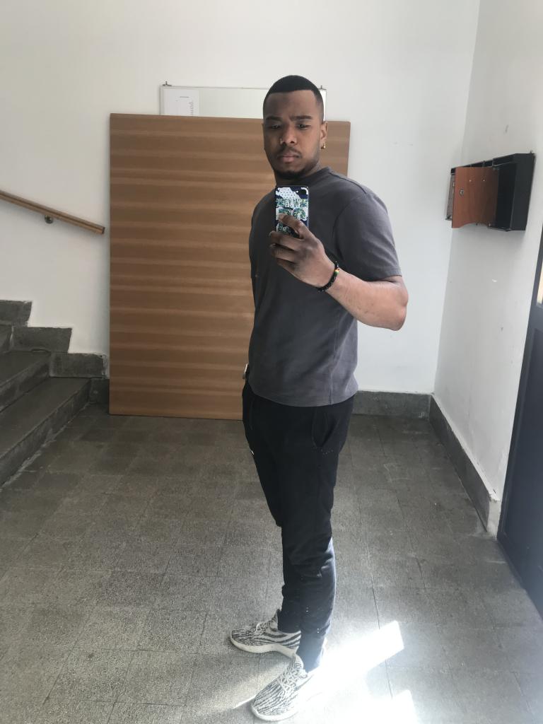 632809326: Chico busca chica en Asturias