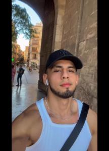 641054196: Chico busca chica en Valencia