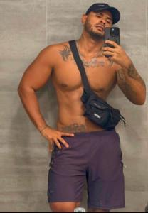 623321091: Chico busca chica en Barcelona