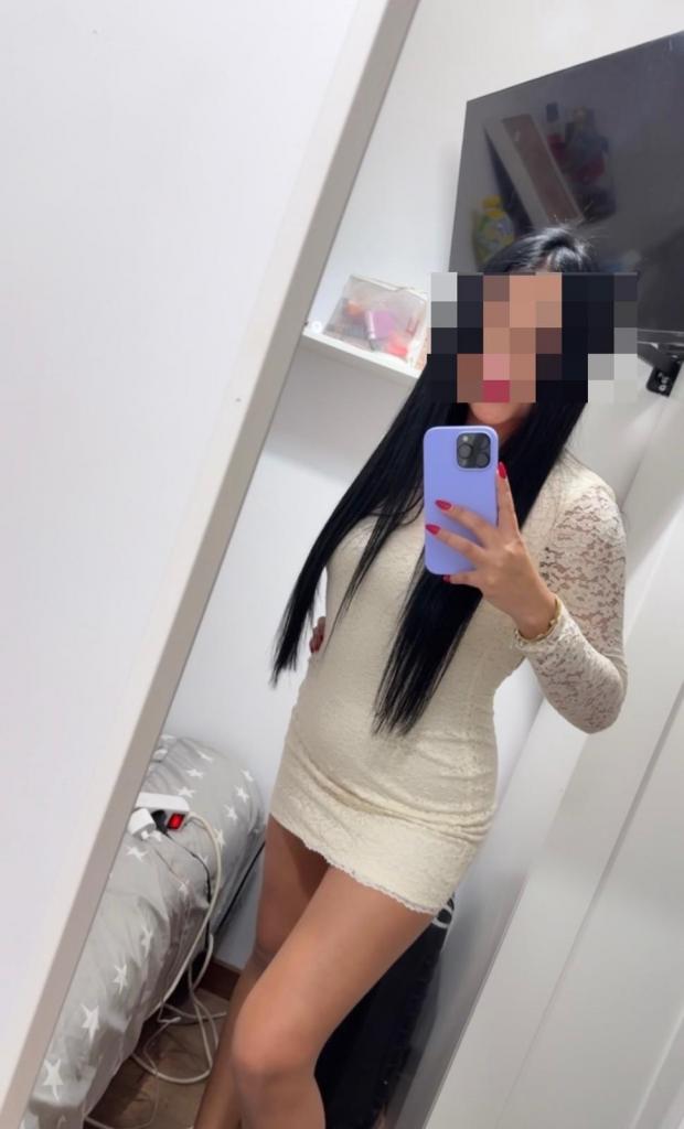 666677805: Chica busca chico en Gerona