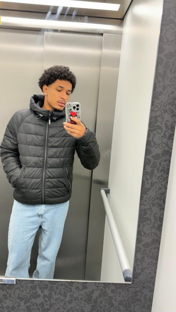 652316477: Chico busca chica en Madrid