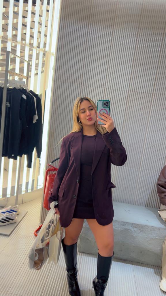 632138369: Chica busca chico en Barcelona