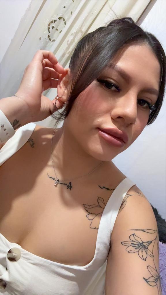 618173978: Chica busca chico en Barcelona