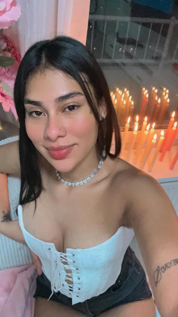 Chica busca chico en Barcelona: Chica busca chico