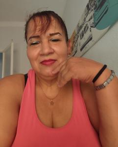 643398061: Chica busca chico en Murcia