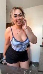 603377430: Chica busca chico en Granada