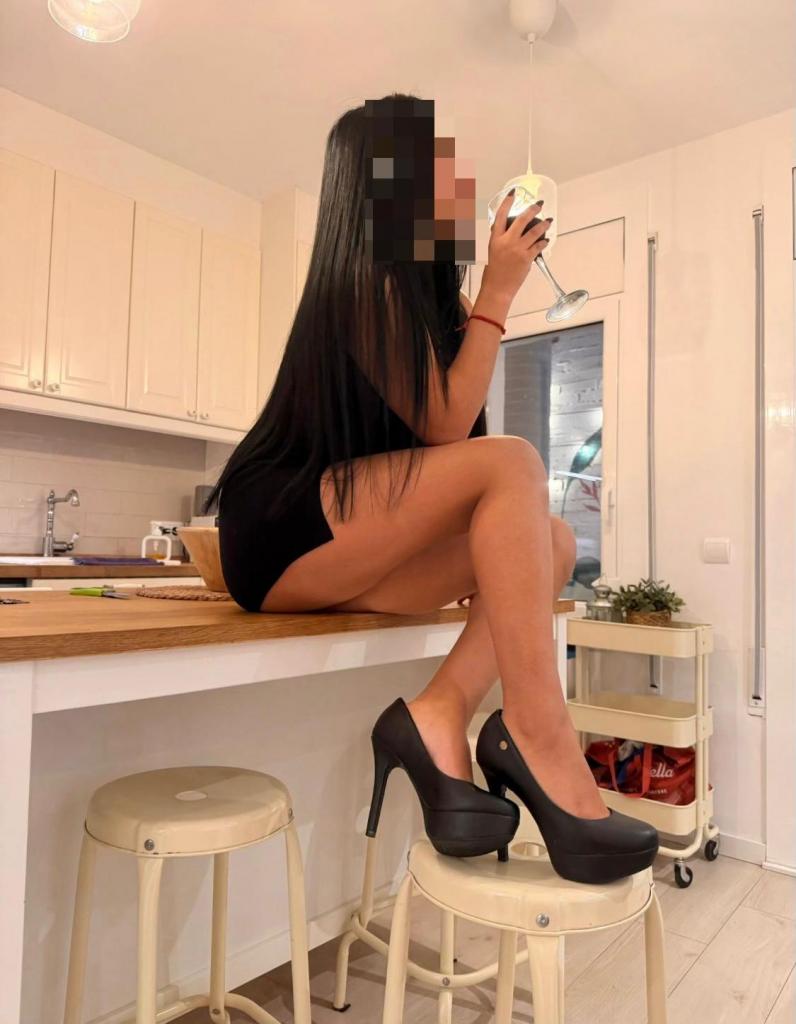 Chica busca chico en Gerona: 