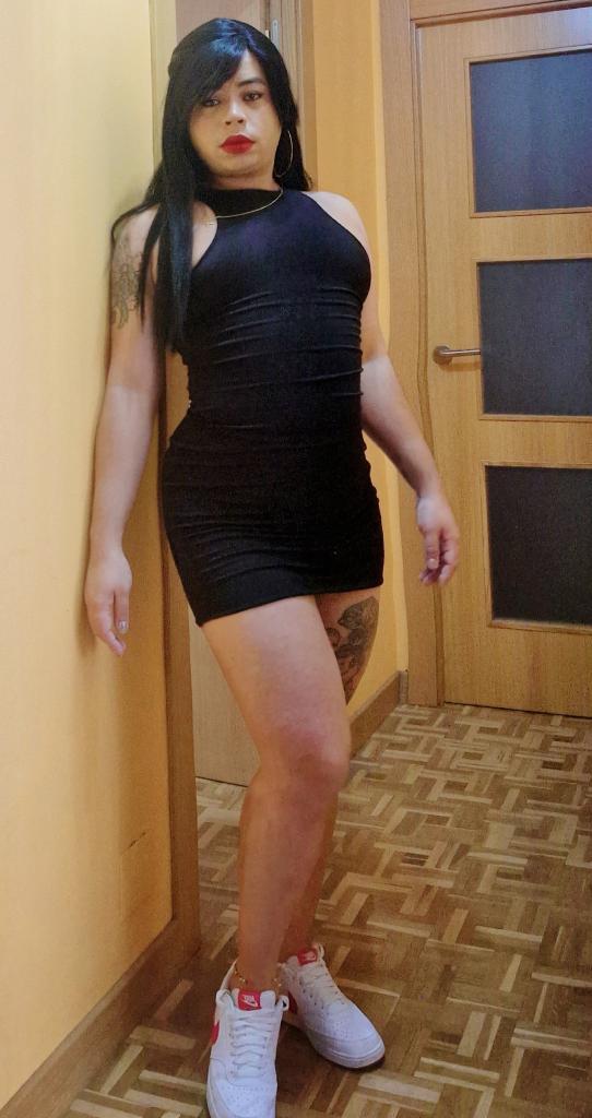 613603838: Transexual en León