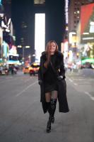 607538395: Chica busca chico en Madrid