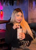 603410234: Chica busca chico en Barcelona