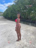 633882439: Chica busca chico en Ibiza