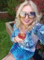 697685515: Chica busca chico en Tarragona