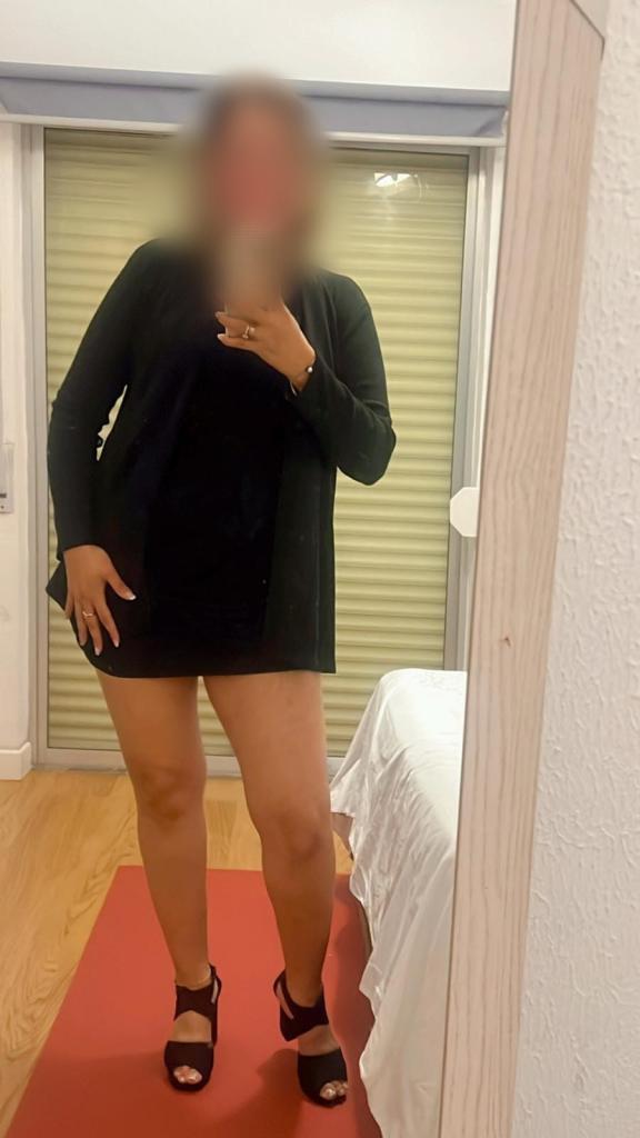 Chica busca chico en Cádiz: 