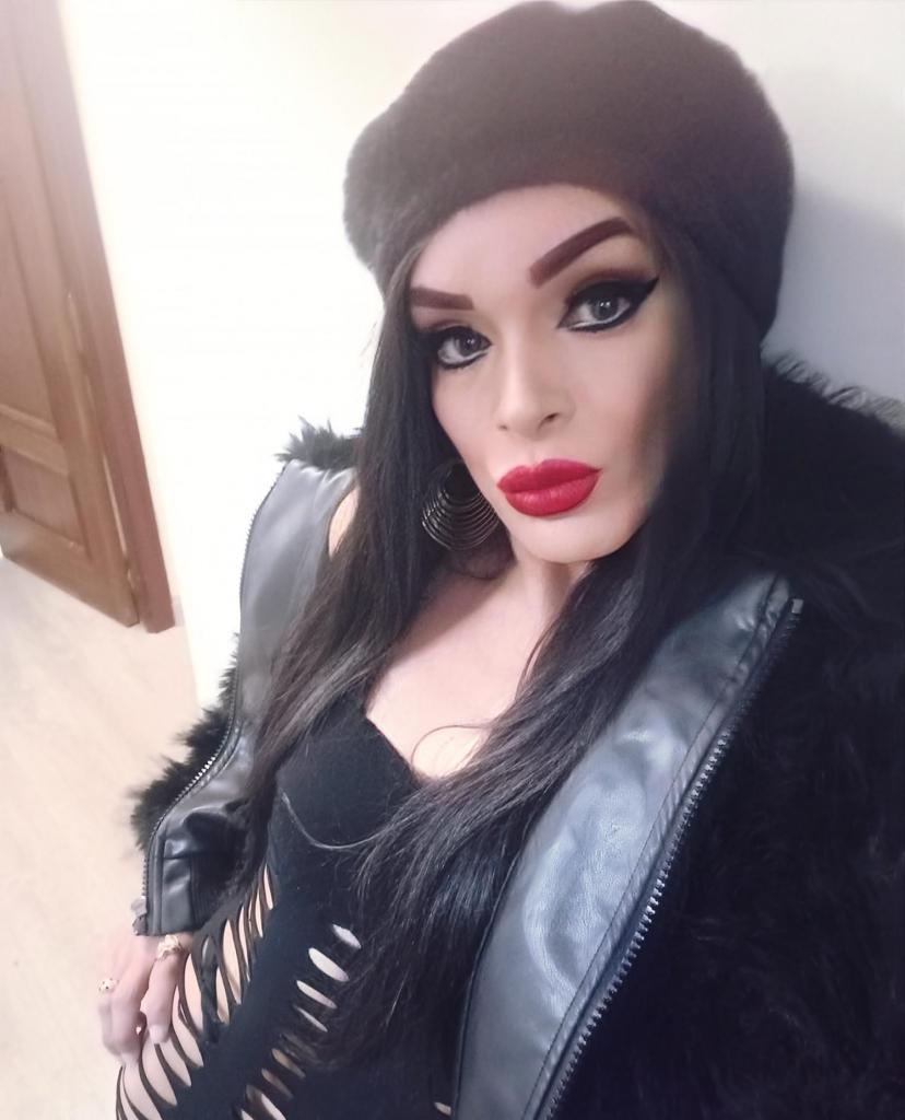 613773924: Travesti en Madrid