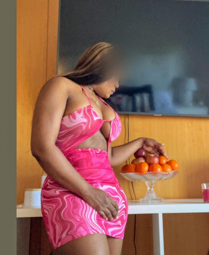 Chica busca chico en Cuenca: Chica busca chico