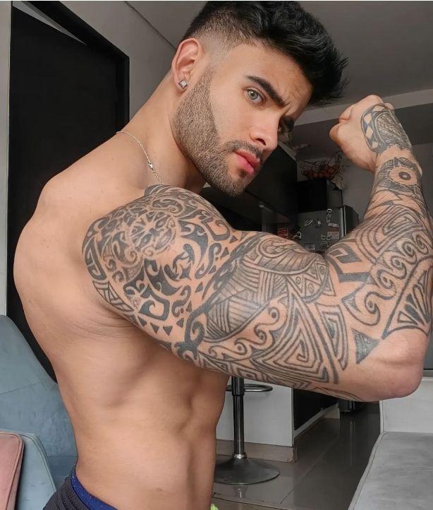 643052227: Chico busca chica en Murcia