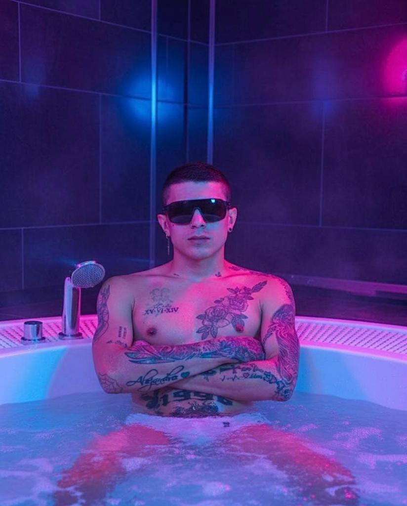 Chico busca chica en Barcelona: 