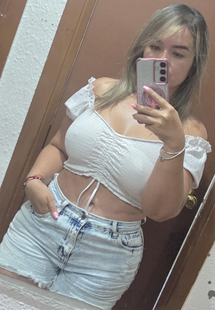 672802483: Chica busca chico en Cádiz