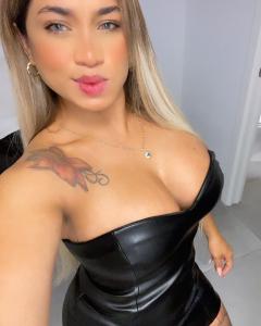 656394388: Chica busca chico en La Coruña