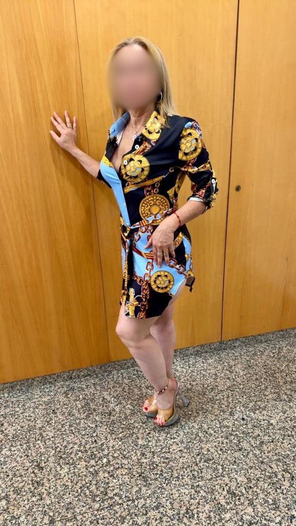 631029847: Chica busca chico en Barcelona