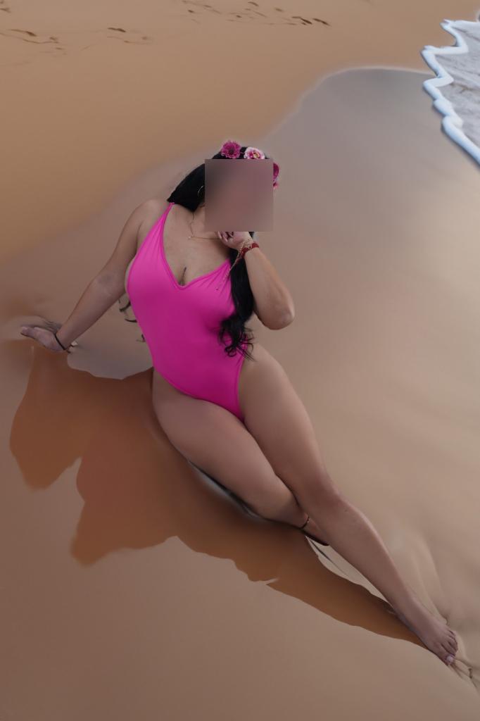 637248579: Chica busca chico en Valencia