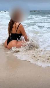 657218581: Chica busca chico en Barcelona